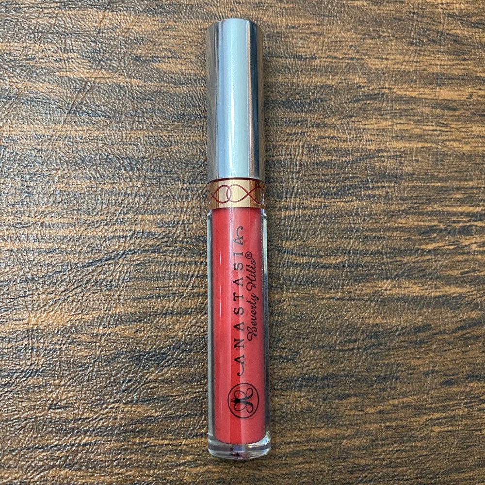 Anastasia Beverly Hills Lipstick Strawberry